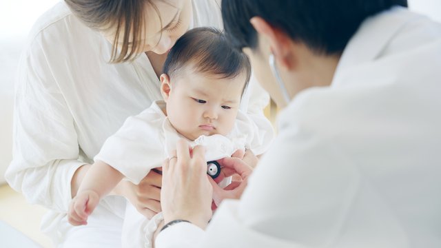 小児科診察の様子