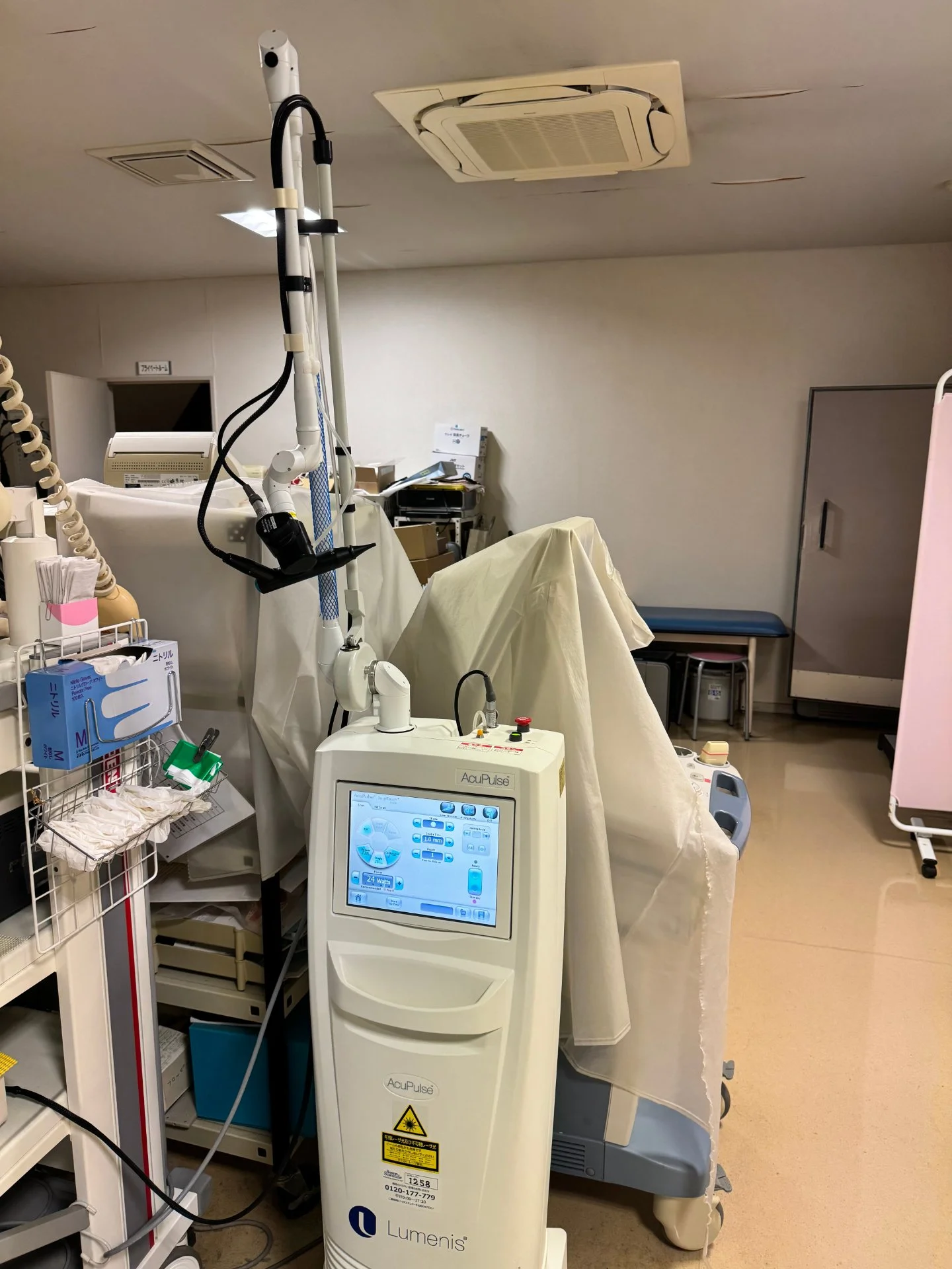OtoLAM レーザー鼓膜切開刀